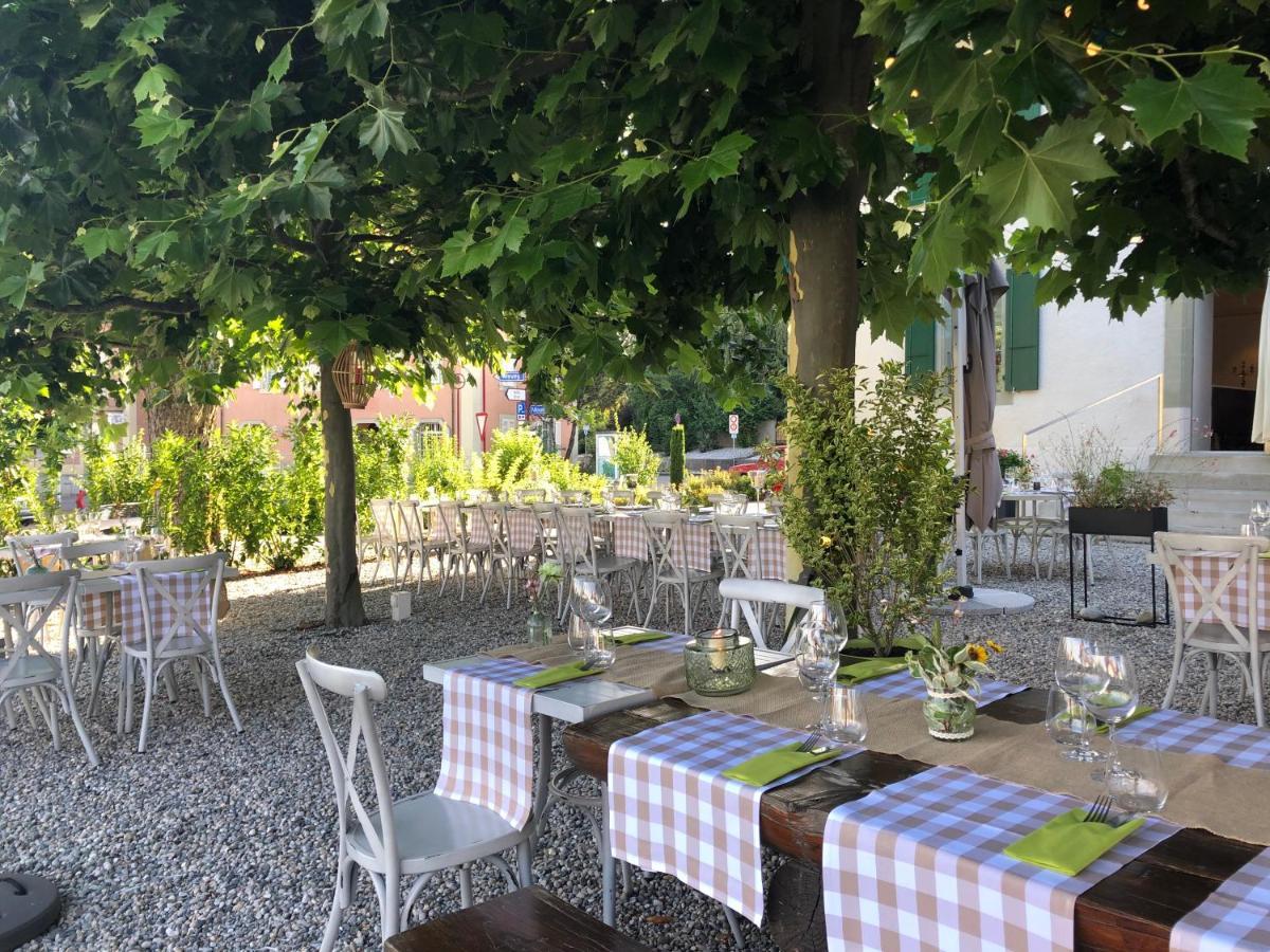 L'Auberge De Mezieres Buitenkant foto